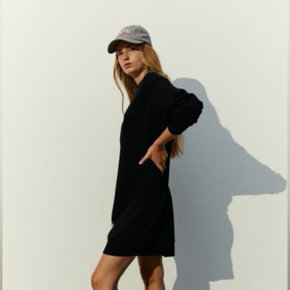 H&M basics black cotton sweatshirt dress in xs